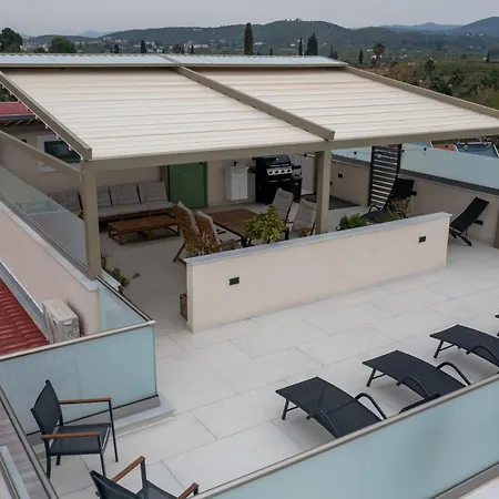 Deluxe 5, With Rooftop Terrace And Breathtaking Views Apartment *